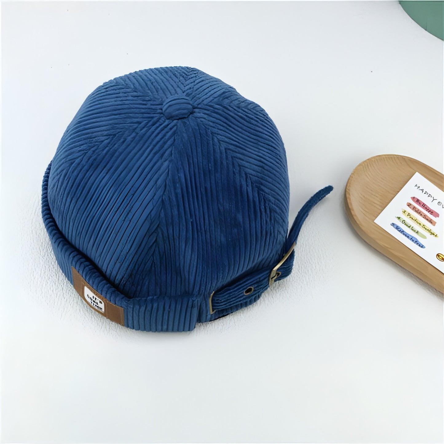 Gorra de pana con botones de estilo marinero