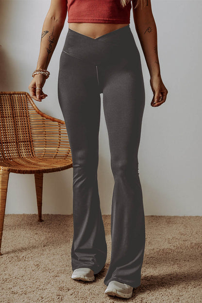 Forma a V grigio scuro I leggings svasati con vita alta