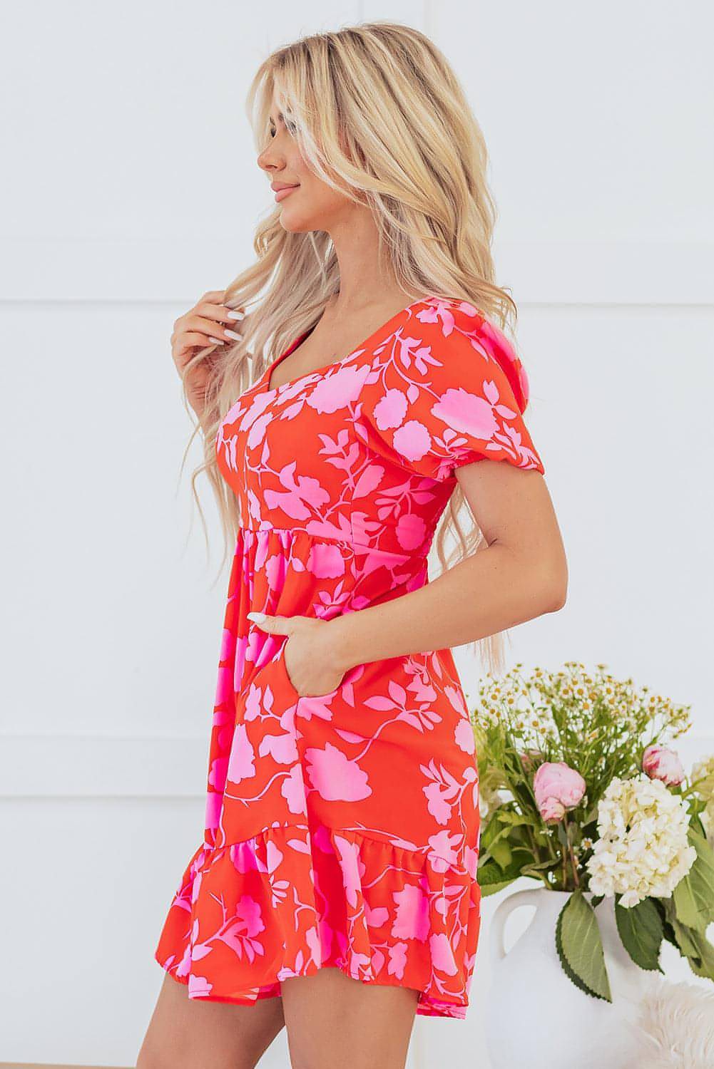 Red Floral Bubble Manga Sweetheart Neck Ruffled Mini Dress