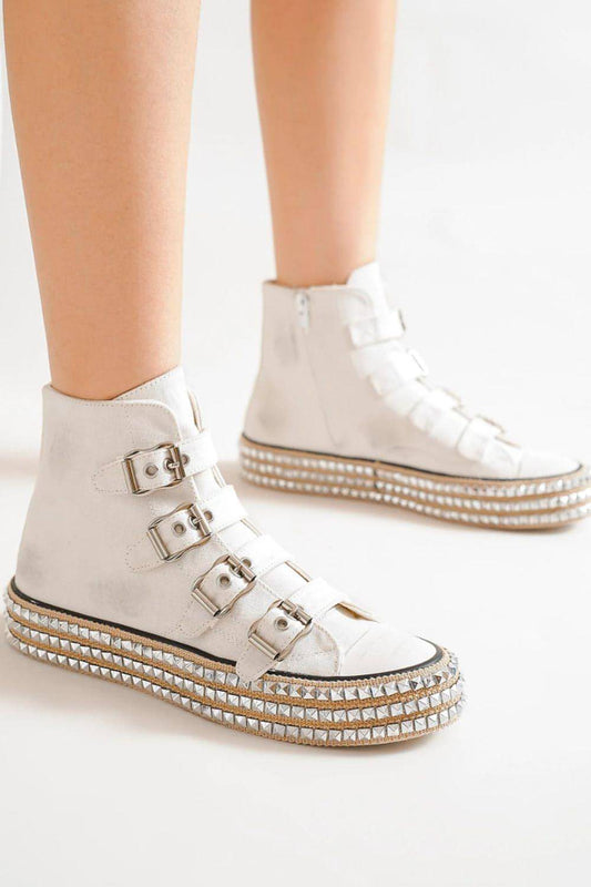 Beast Fashion Multi-Buckle trakove Studded Platform Sneakers