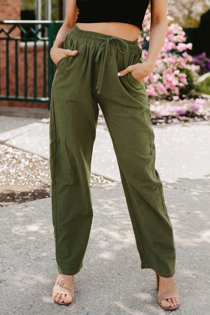 Pantaloni con gambe lunghe e dritte con tasche elastiche in vita con coulisse verde