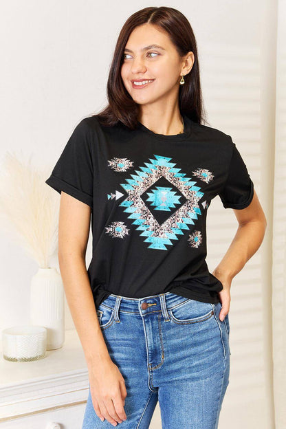 Kurzärmliges T-Shirt mit „Simply Love“-Grafik