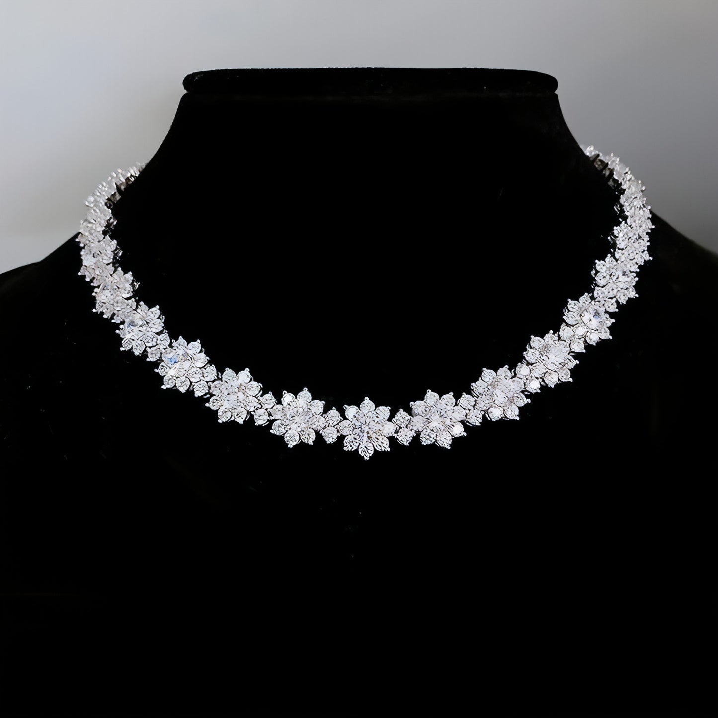 925 Silver High Carbon Diamond Sunflower Collarbone Chain