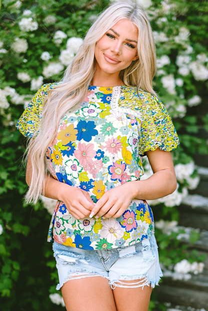 Groene bubbel mouw kanten trim bloemen gemengde print blouse