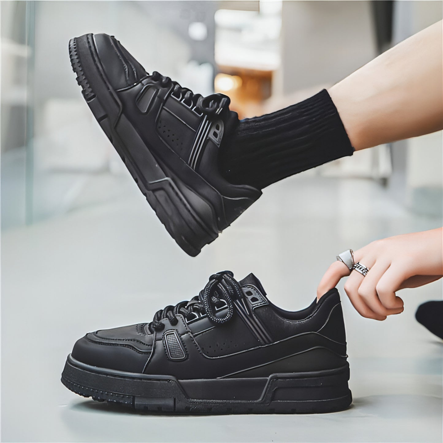 Black American Retro Platform Sports Board Shoes