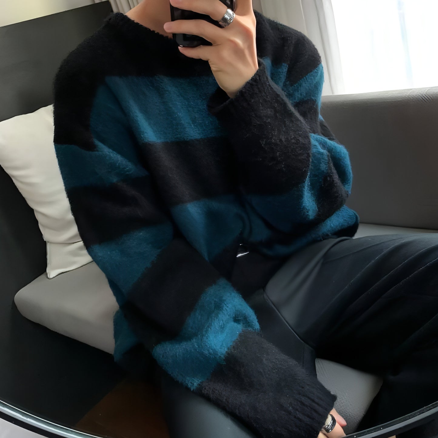 Round Neck Striped Design Sense Niche Soft Glutinous Sweater Men