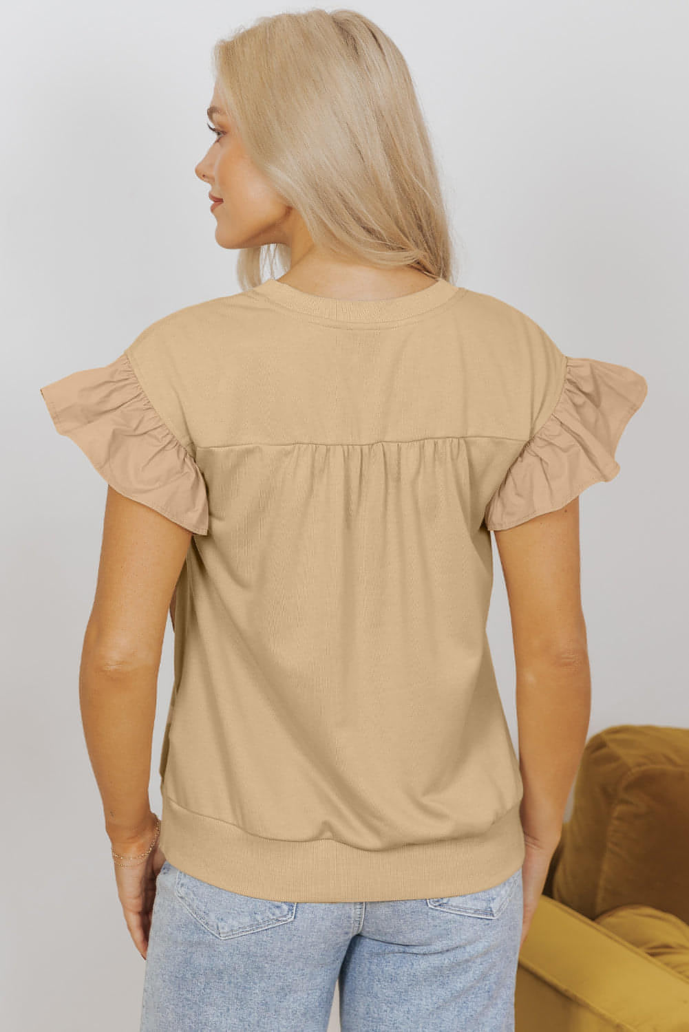 Pergament Twone Track Bow Roffle Sleeve Top