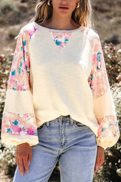 Blusa de manga de balão floral texturizada de damasco