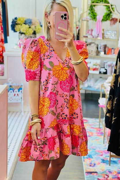 Mini vestido rosa floral com manga bolha v presa de pescoço