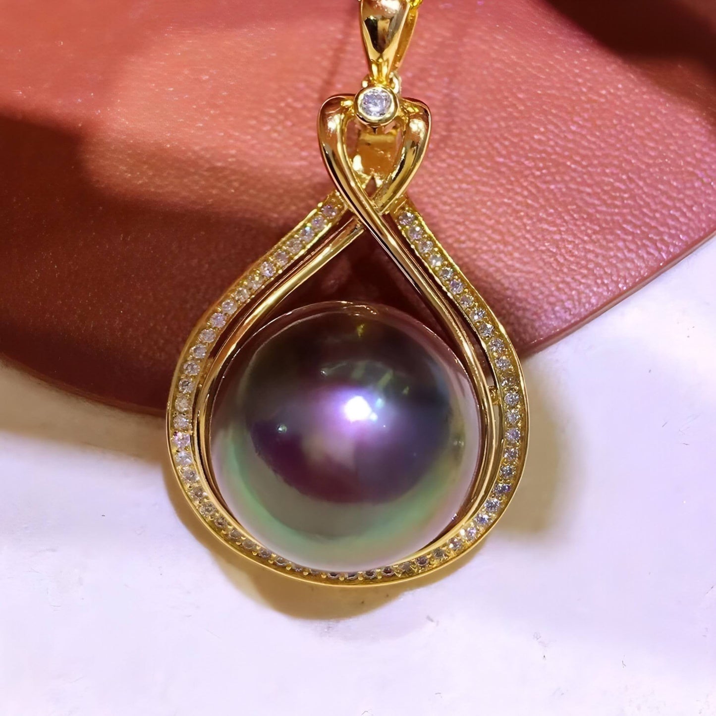 Bright Purple Edison Freshwater Pearl Pendant