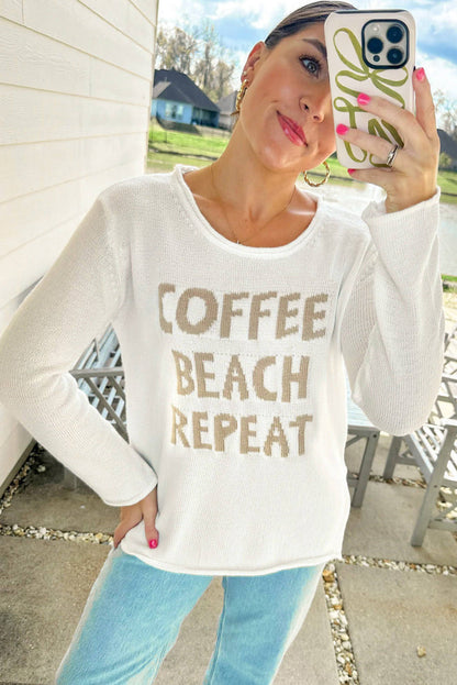 Weißer Pullover mit COFFEE BEACH REPEAT-Grafik