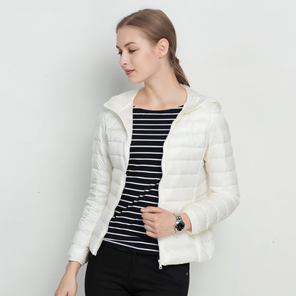 Chaqueta ligera de plumas para mujer, corta, con capucha y muy ligera