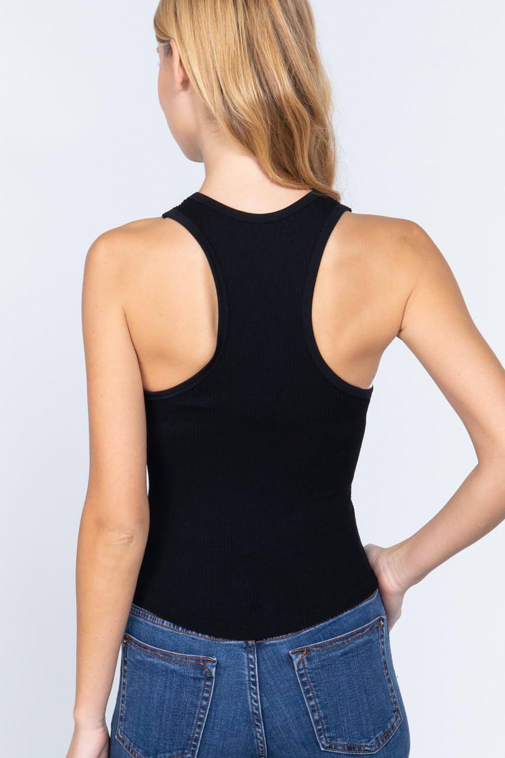 CAMISETA SIN MANGAS CON CUELLO REDONDO Y ESPALDA NADA SIN COSTURAS ACTIVE BASIC