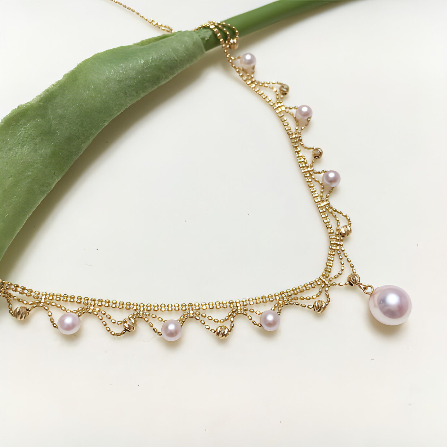 Aurora 18K Gold Lace Pearl Necklace - Sea Elegance