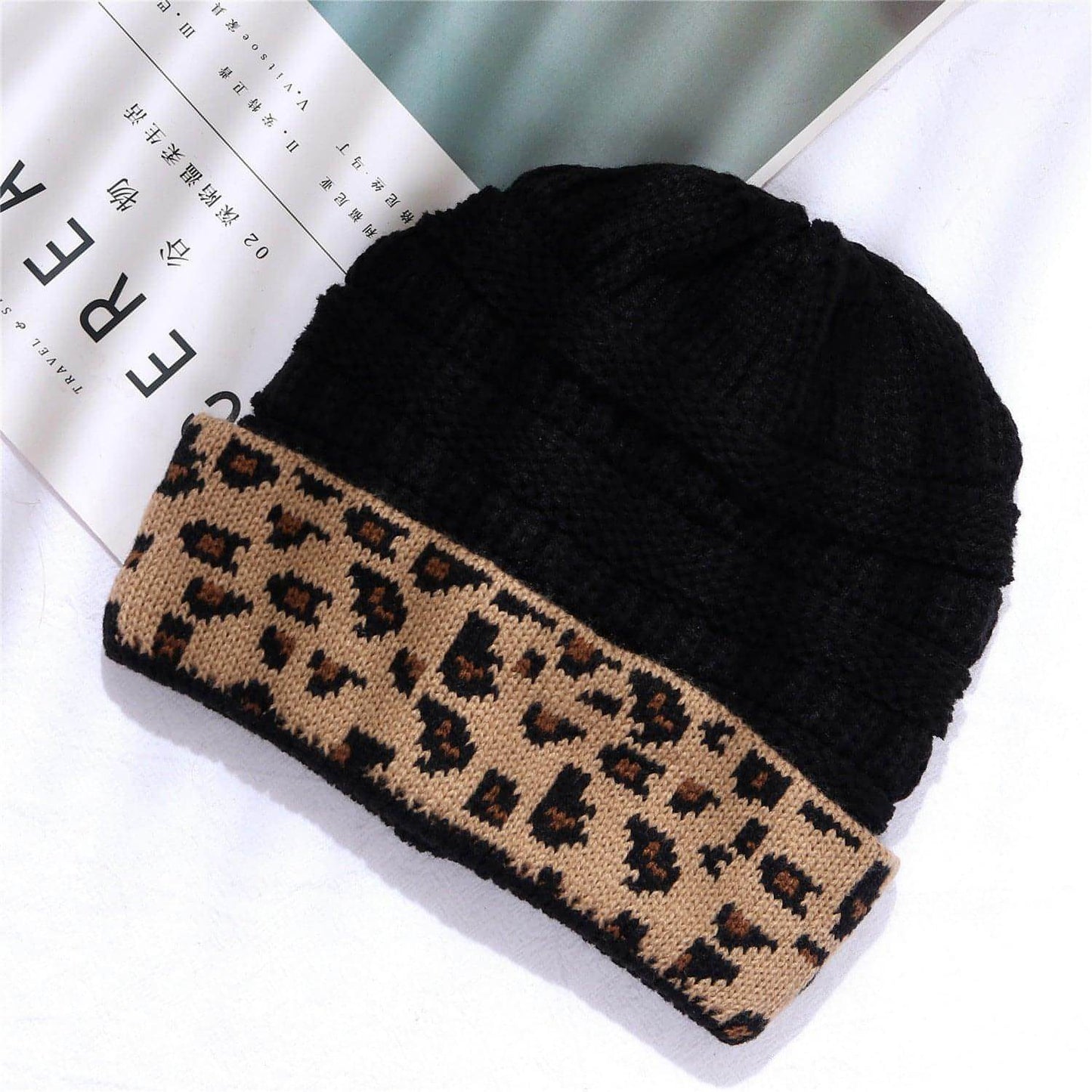 Ladies Autumn Winter Leopard Print Cuffed Acrylic Knitted Hat