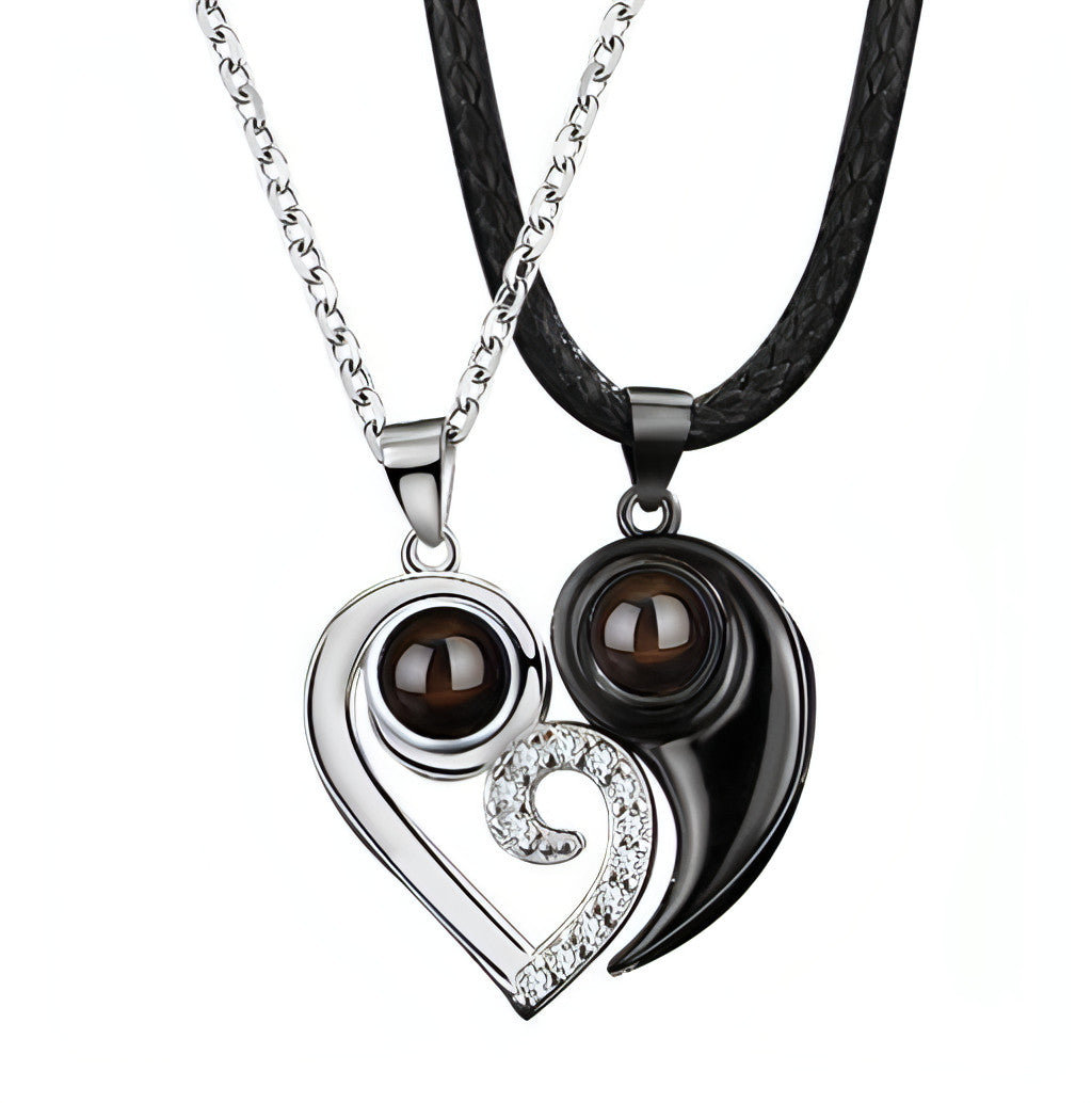 Ove Shaped Couple Splicing Projection Necklace