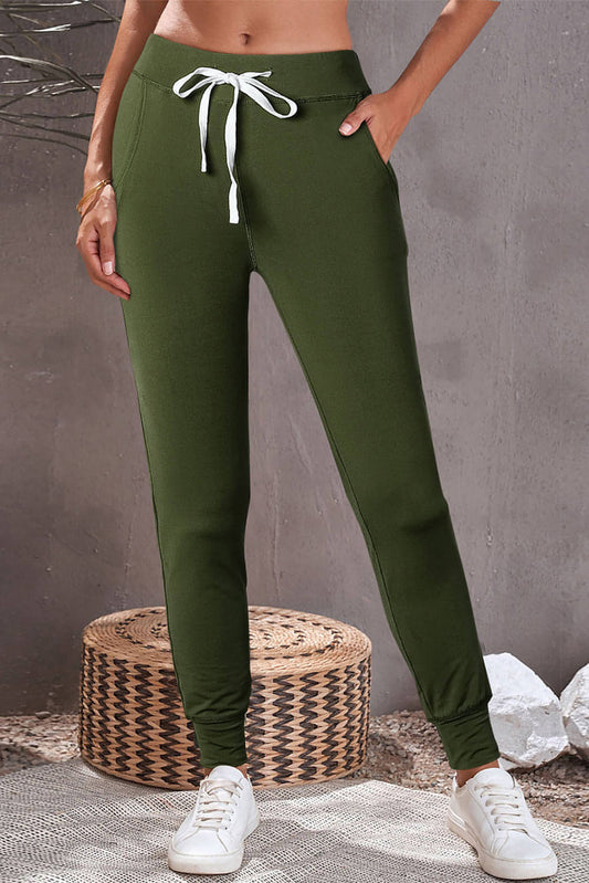 Pantalon de jogging vert mousse avec poches à la taille et cordon de serrage