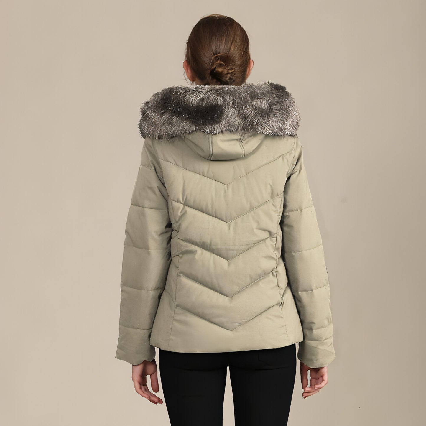 Baumwollgefütterte Jacke mit Stehkragen für Damen