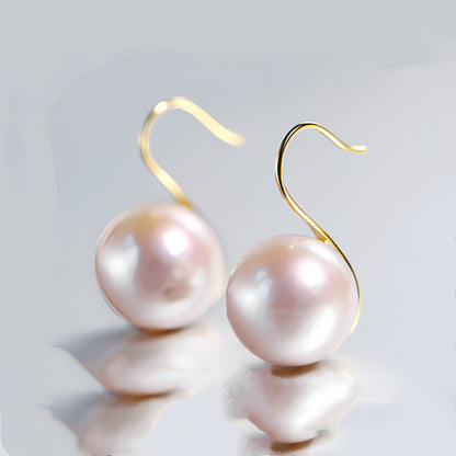 Bright Moonlight Freshwater Pearl Ear Hook