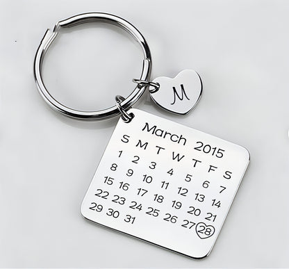 Personalized Calendar Keychain – Engraved Date Keepsake for Special Moments