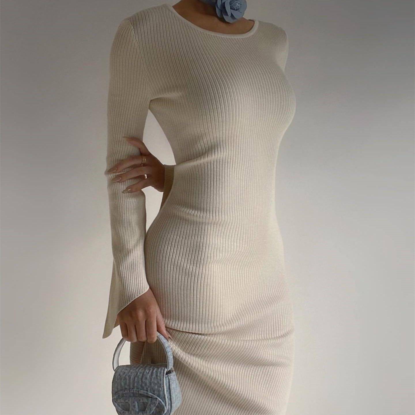 Autumn And Winter Long Sleeve Knitted Backless Round Neck Dress