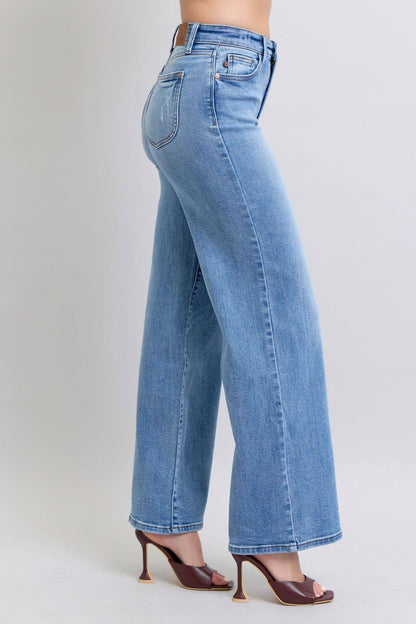 Judy Blue Full Size Jeans med brede ben og lommer