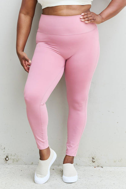 Leggings deportivos de talle alto y talla grande Zenana Fit For You en rosa claro