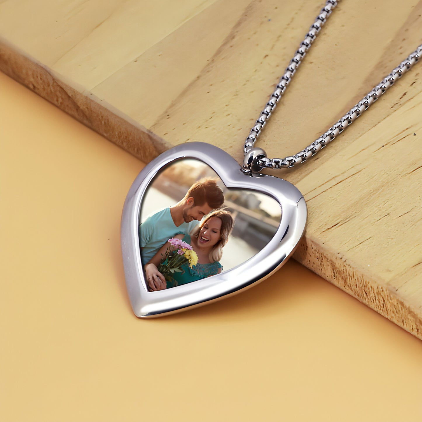 DIY Private Custom Memory Photo Frame Necklace