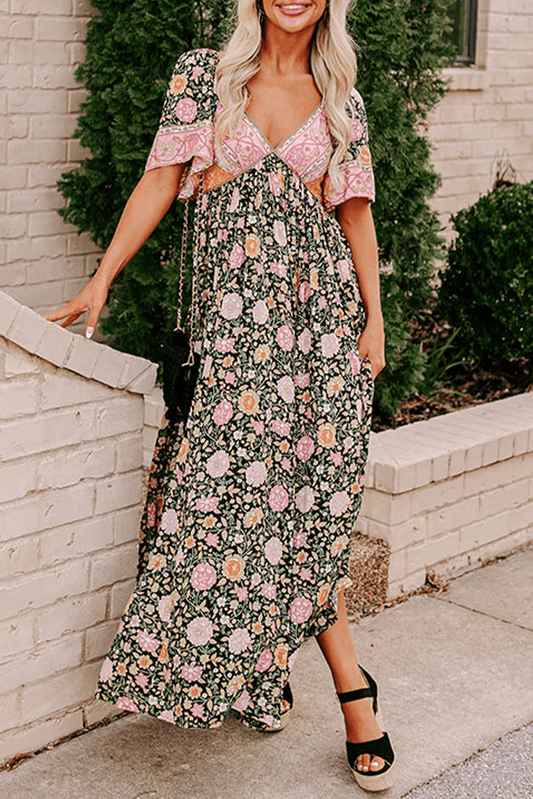 Vestido de retalhos floral de boho preto