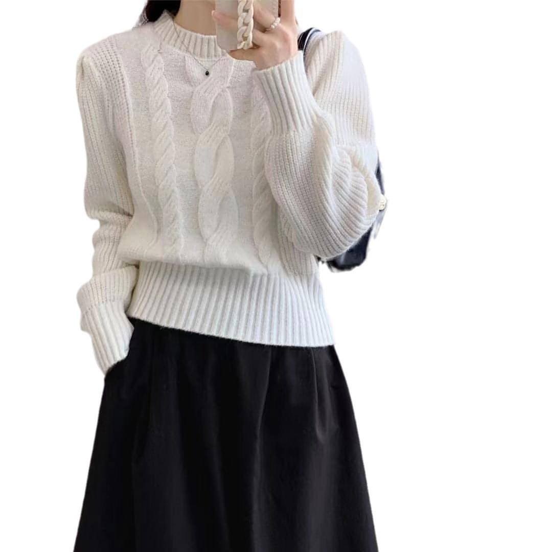 Round Neck Lantern Sleeve Cable-knit Sweater