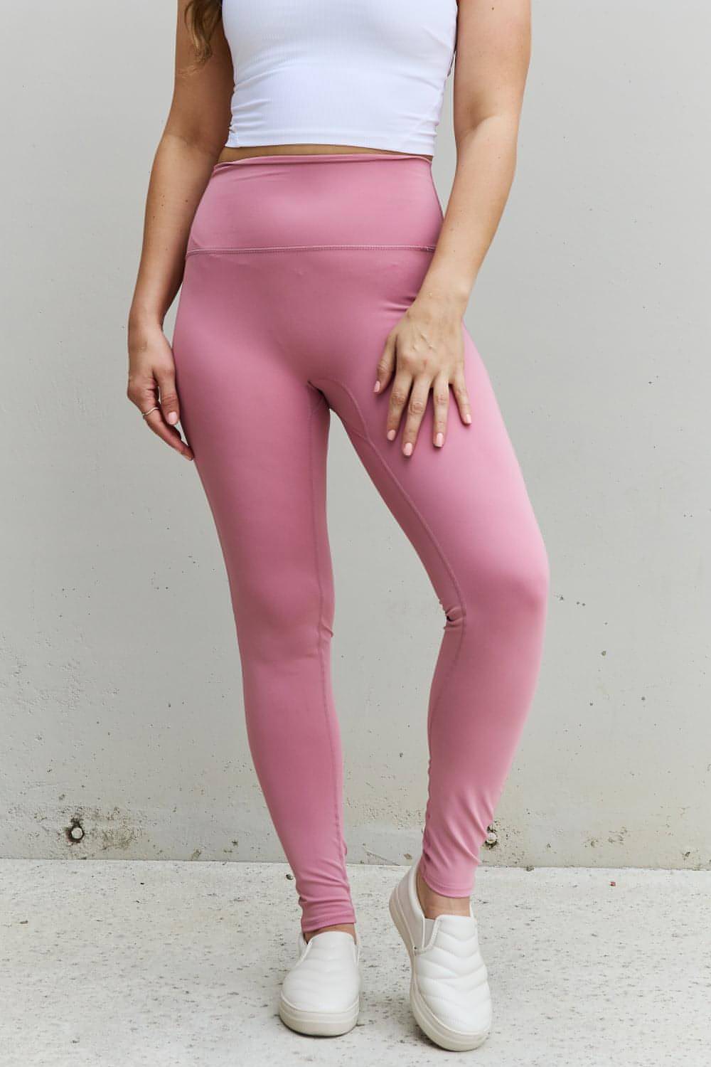 Leggings deportivos de talle alto y talla grande Zenana Fit For You en rosa claro