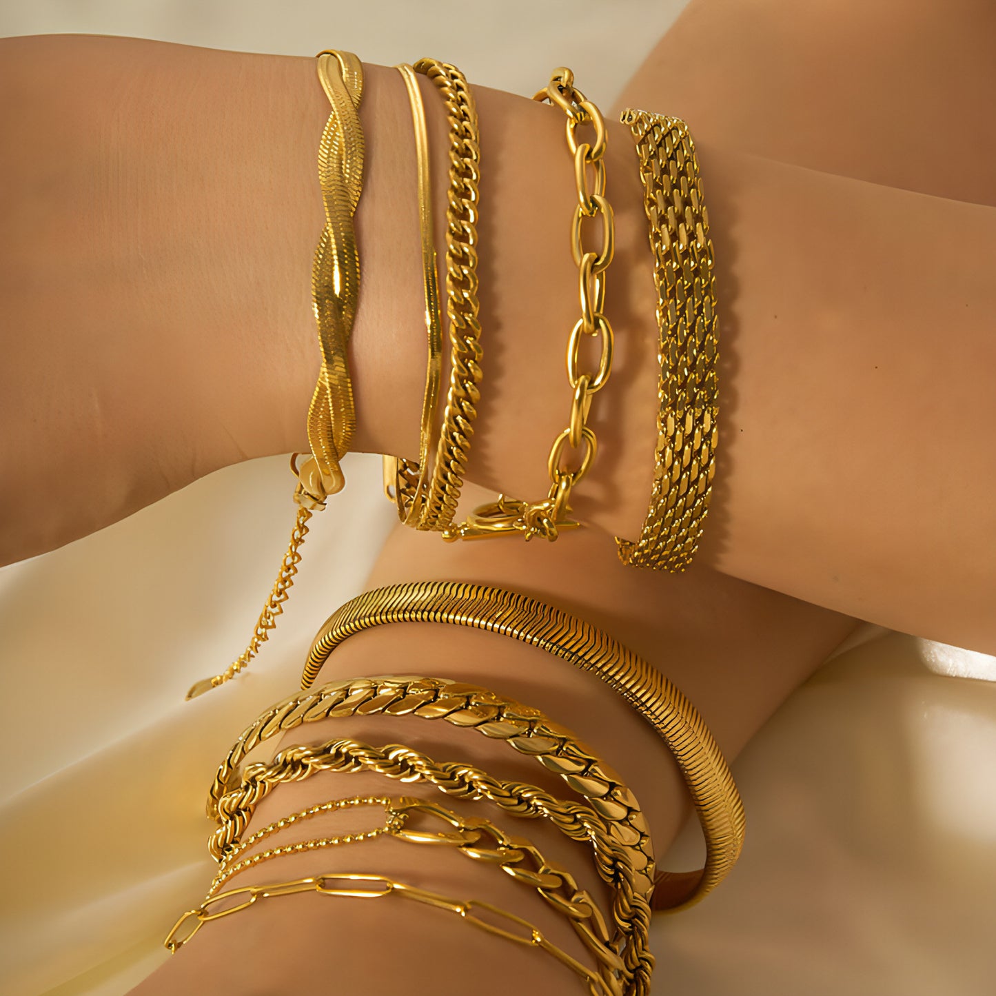 Elegant Gold-Plated Bracelet – Timeless & Stylish for Every Occasion