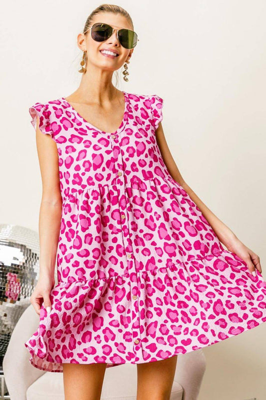 Vestido corto con mangas cortas y estampado de leopardo de BiBi