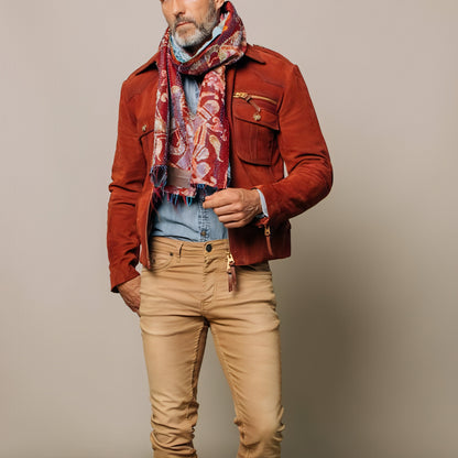 1. Una chaqueta de moda de color sólido y corte ajustado para hombres