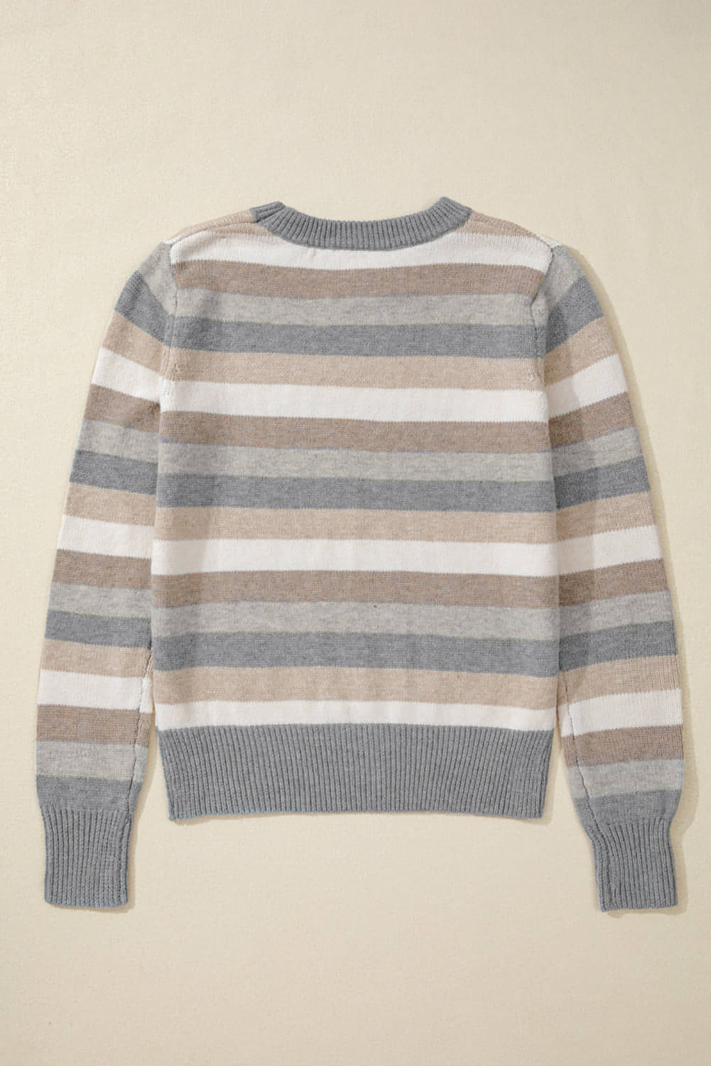 Grau gestreifter Pullover mit geripptem Rand und Rundhalsausschnitt