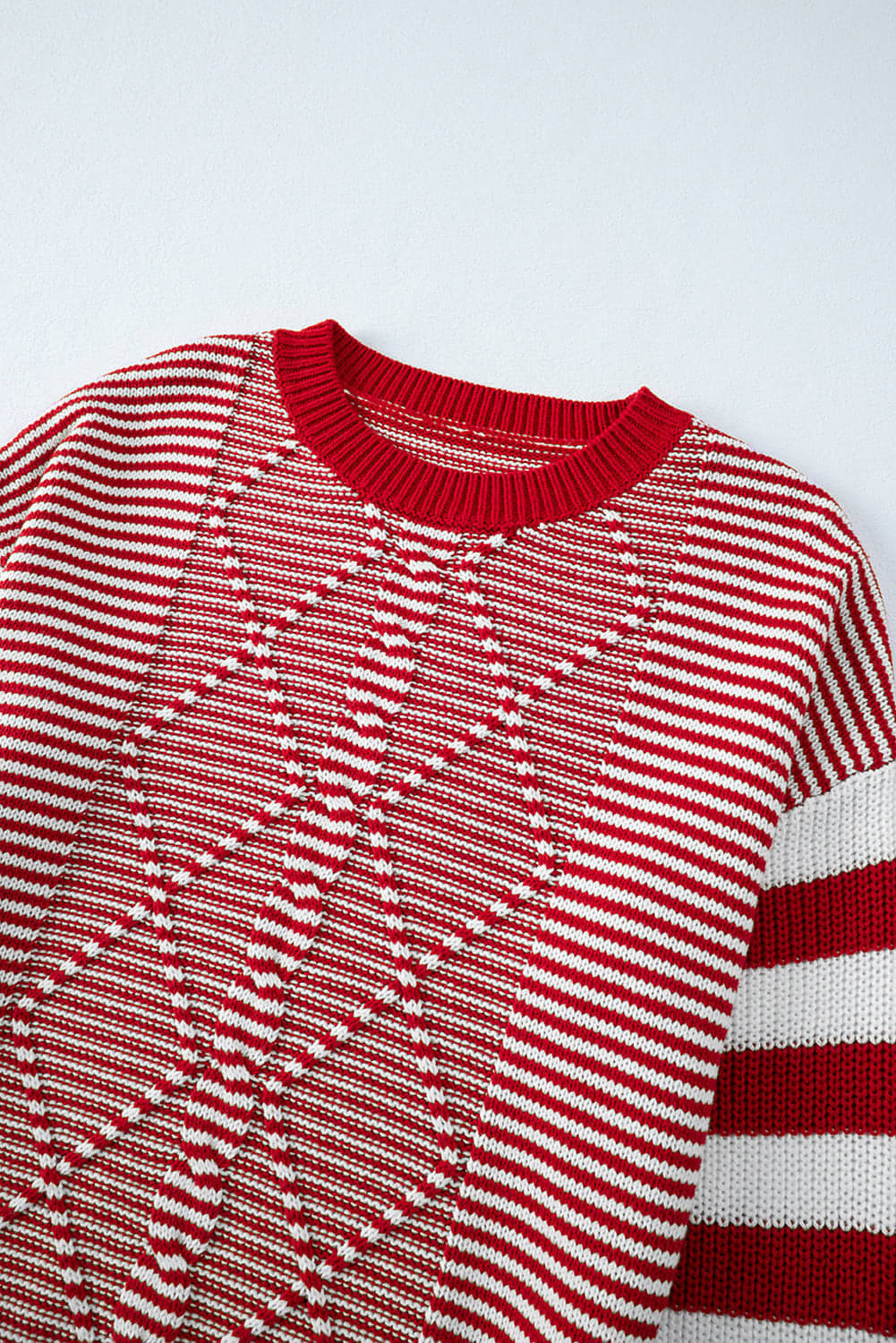 Red Stripe Geométrico Texturizado Drop Sweater