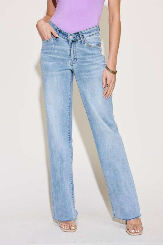 Judy Blue Full Size V Front Waistband raka jeans