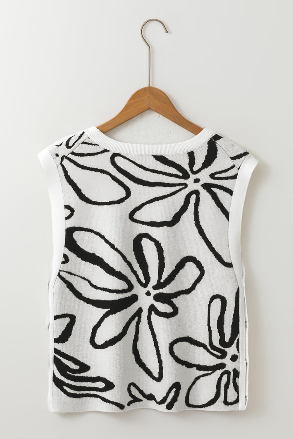 White Button Sides Sleeveless Floral Knitted Top