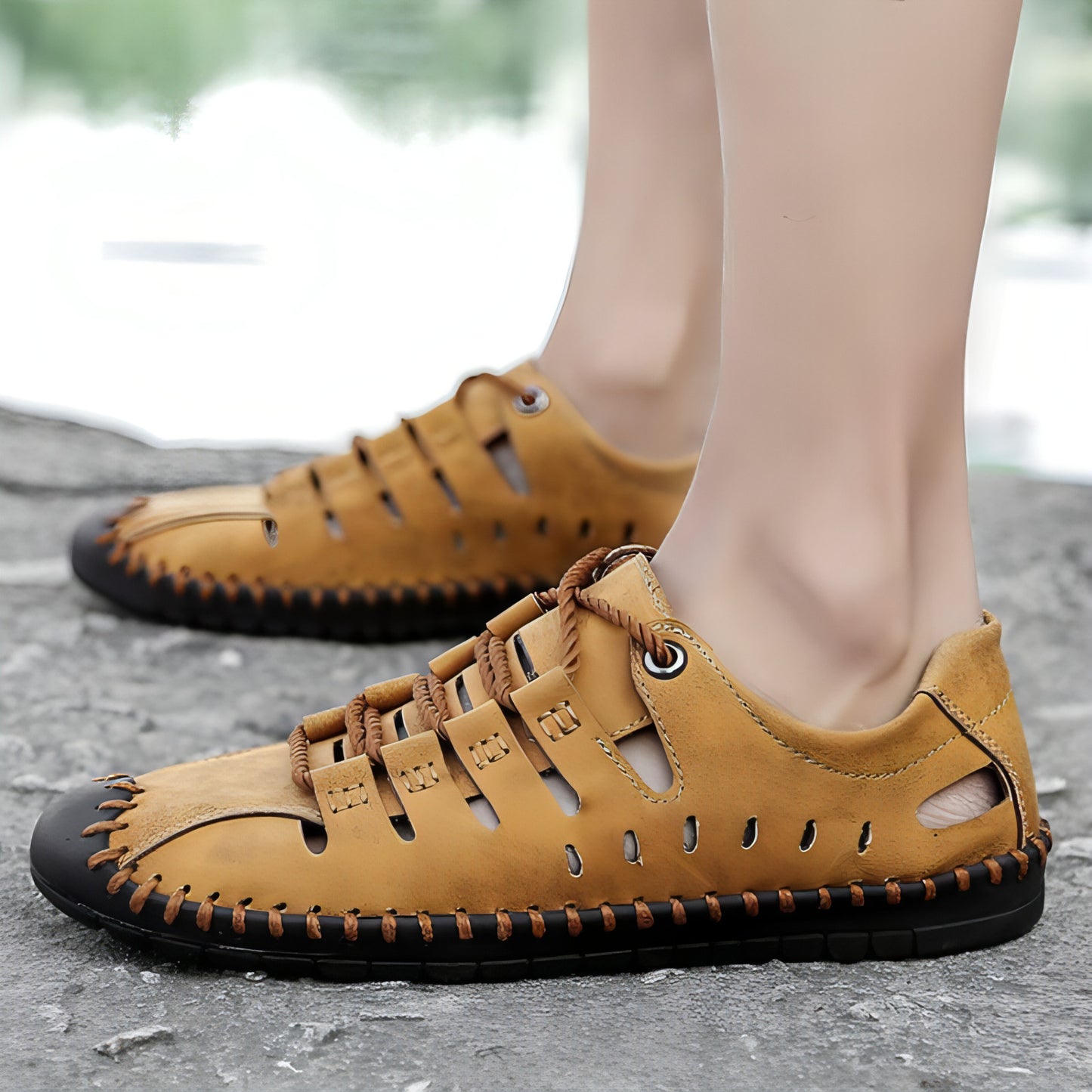 Comfortable Soft Sole Outdoor Casual Leather Shoes Men & Women