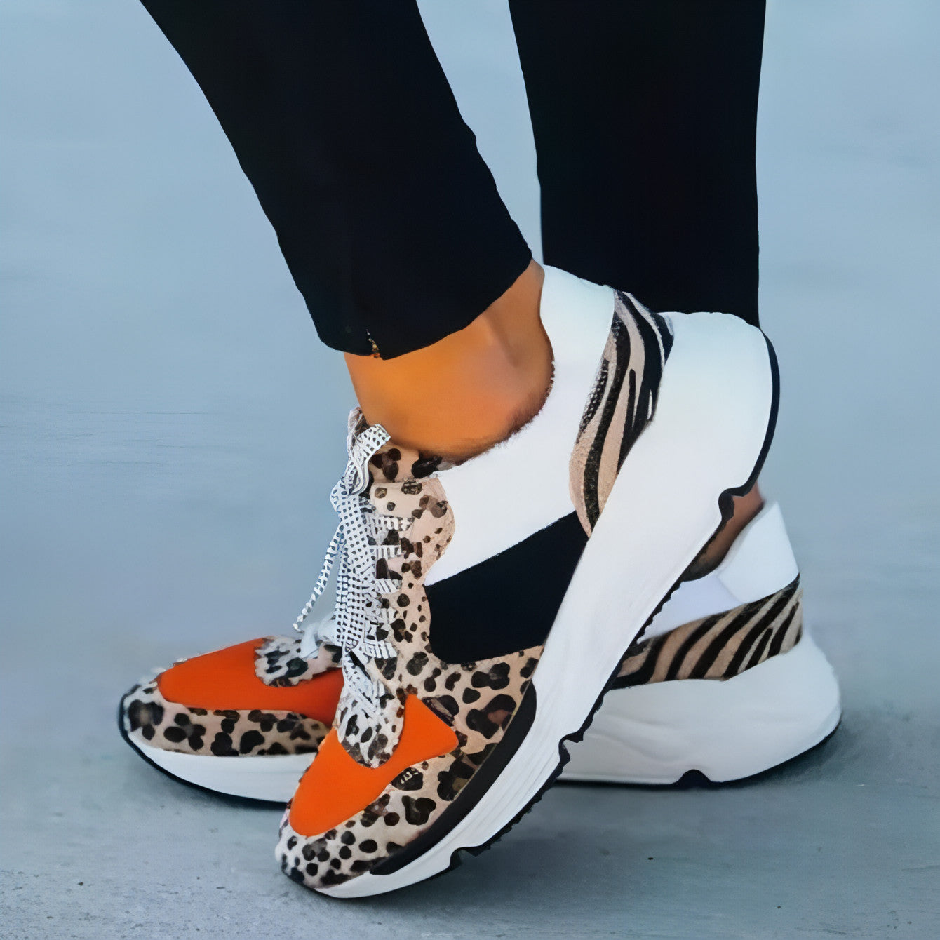 Zapatillas deportivas informales a juego con estampado de leopardo para mujer