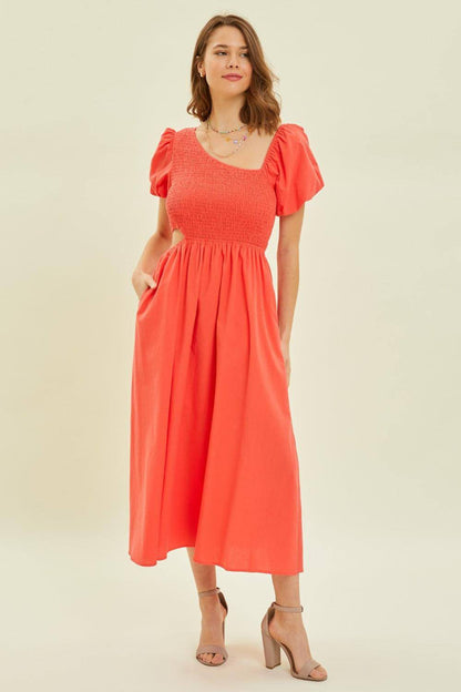 Heyson smocked cutout midi klänning