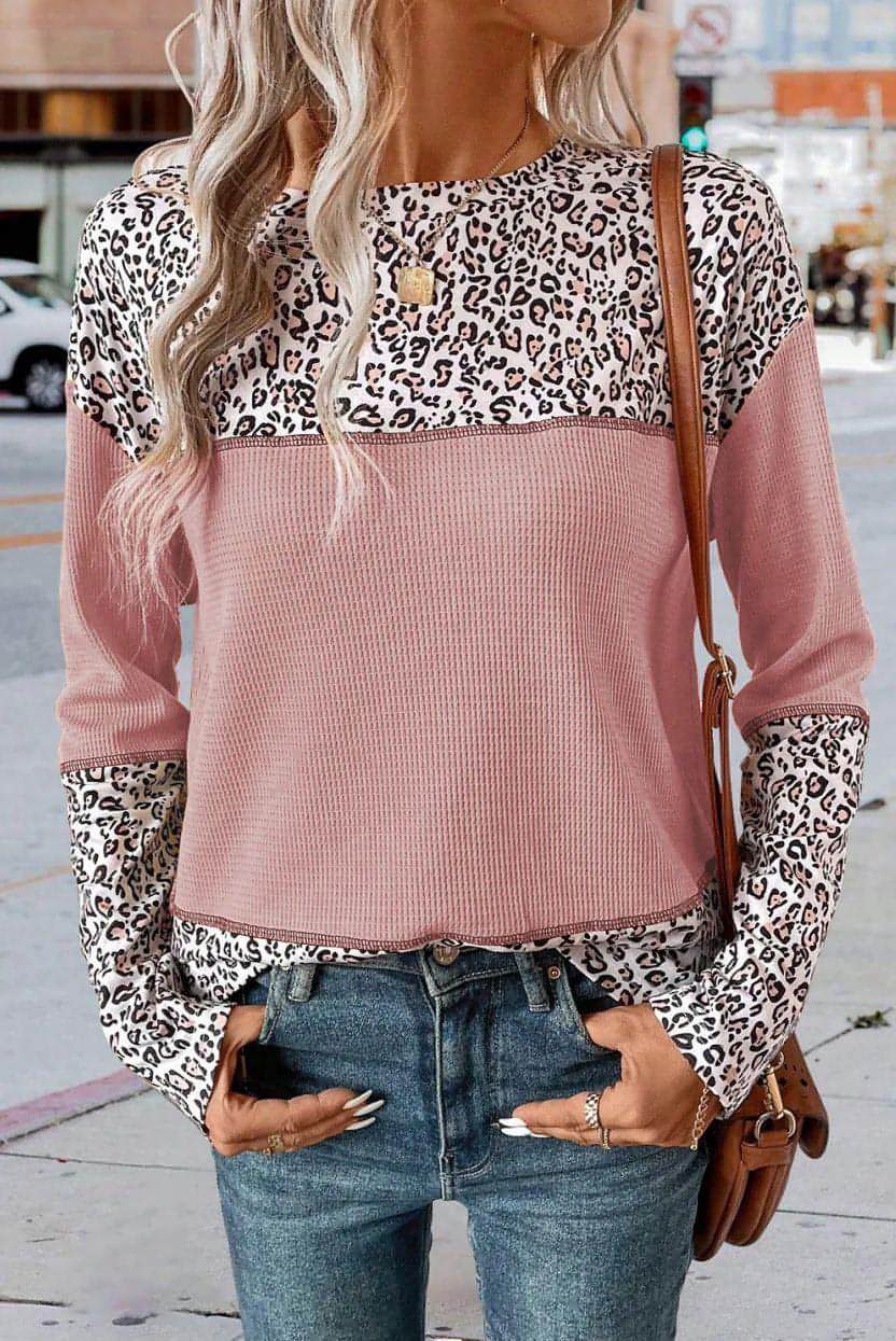 Women Round Neck Leopard Splicing Waffle Sweater