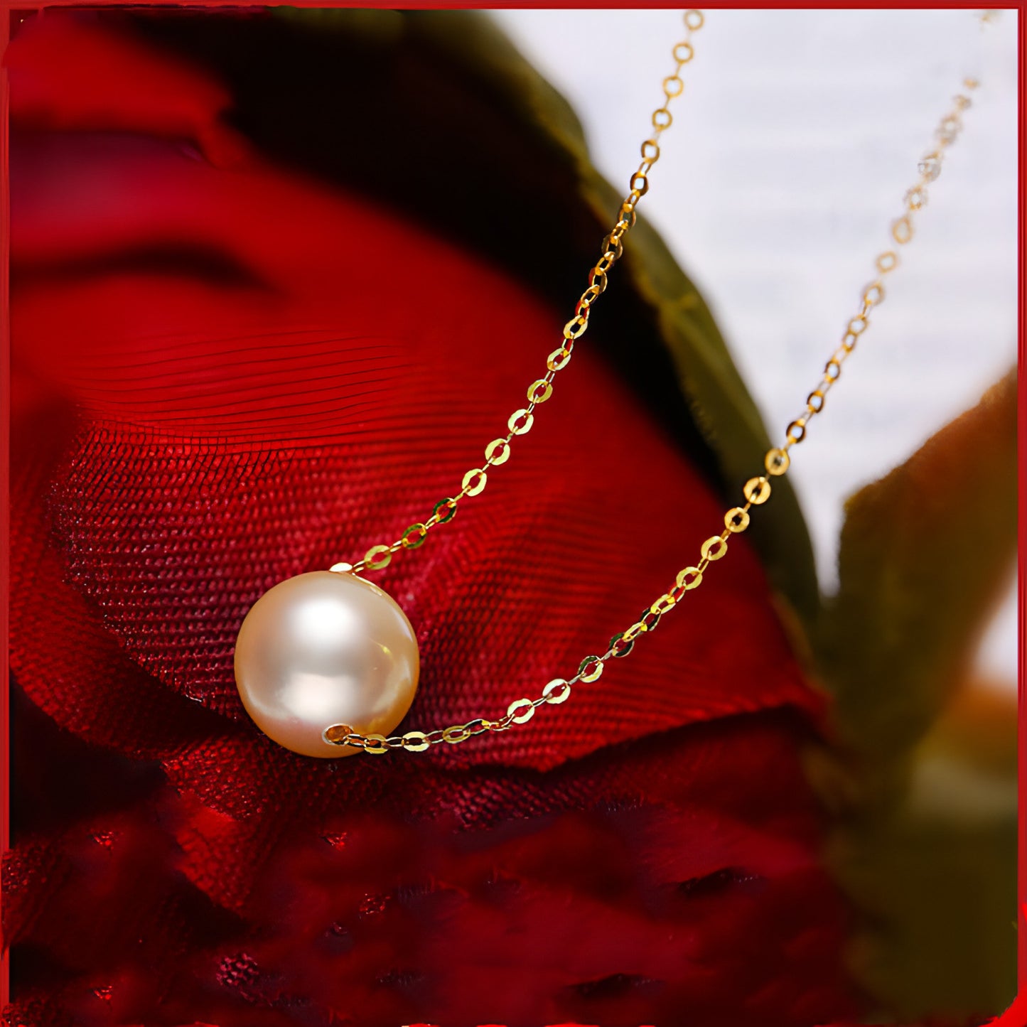 Perfect Round Glare Necklace Seawater Pearl Pendant