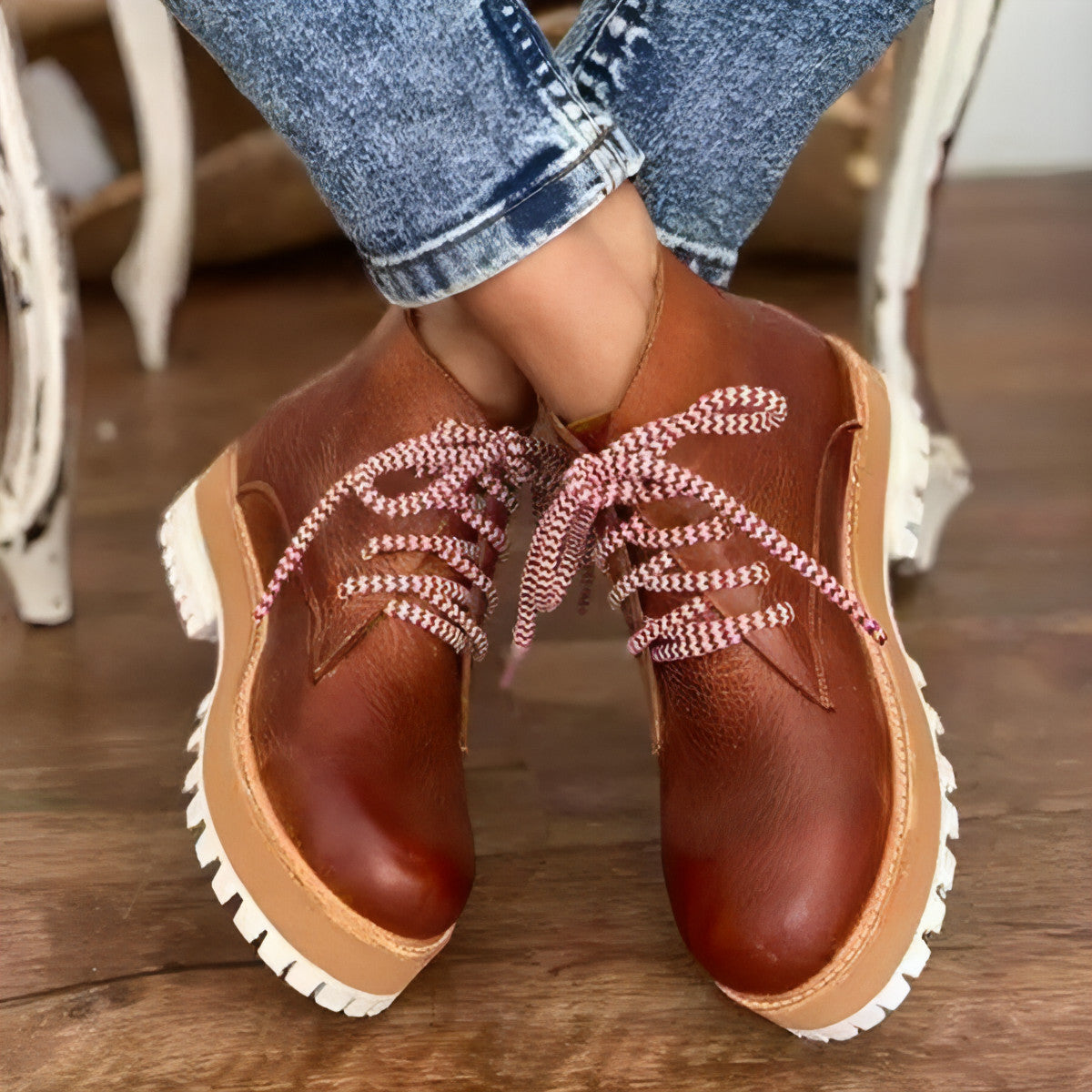 Flat Heel Women's Round Toe Brown Low-Tube Viscose Martin Boots