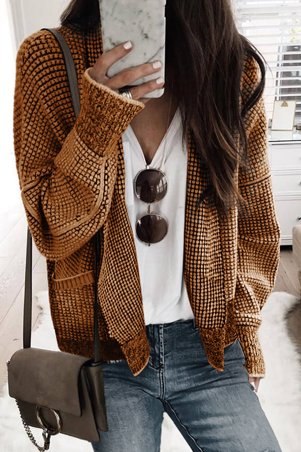 Cardigan con colletto oversize in maglia a nido d'ape marrone grosso