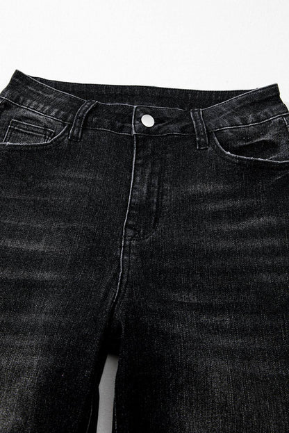 Koolstofgrijze uitlopende jeans met ruwe zoom en hoge taille met minerale wassing