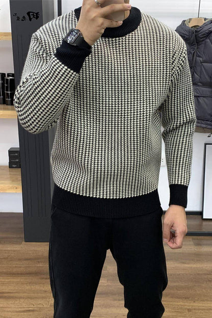 A. Round Neck Base Slim Fit Pullover Thick Plaid Sweater