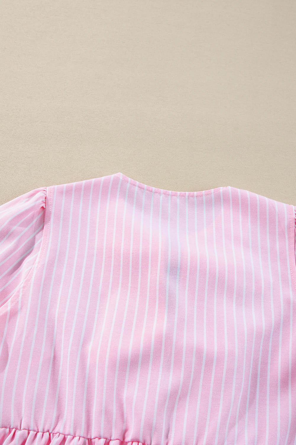 Pink Stripe Bowknot Front Crew Neck Puff Sleeve Bluse