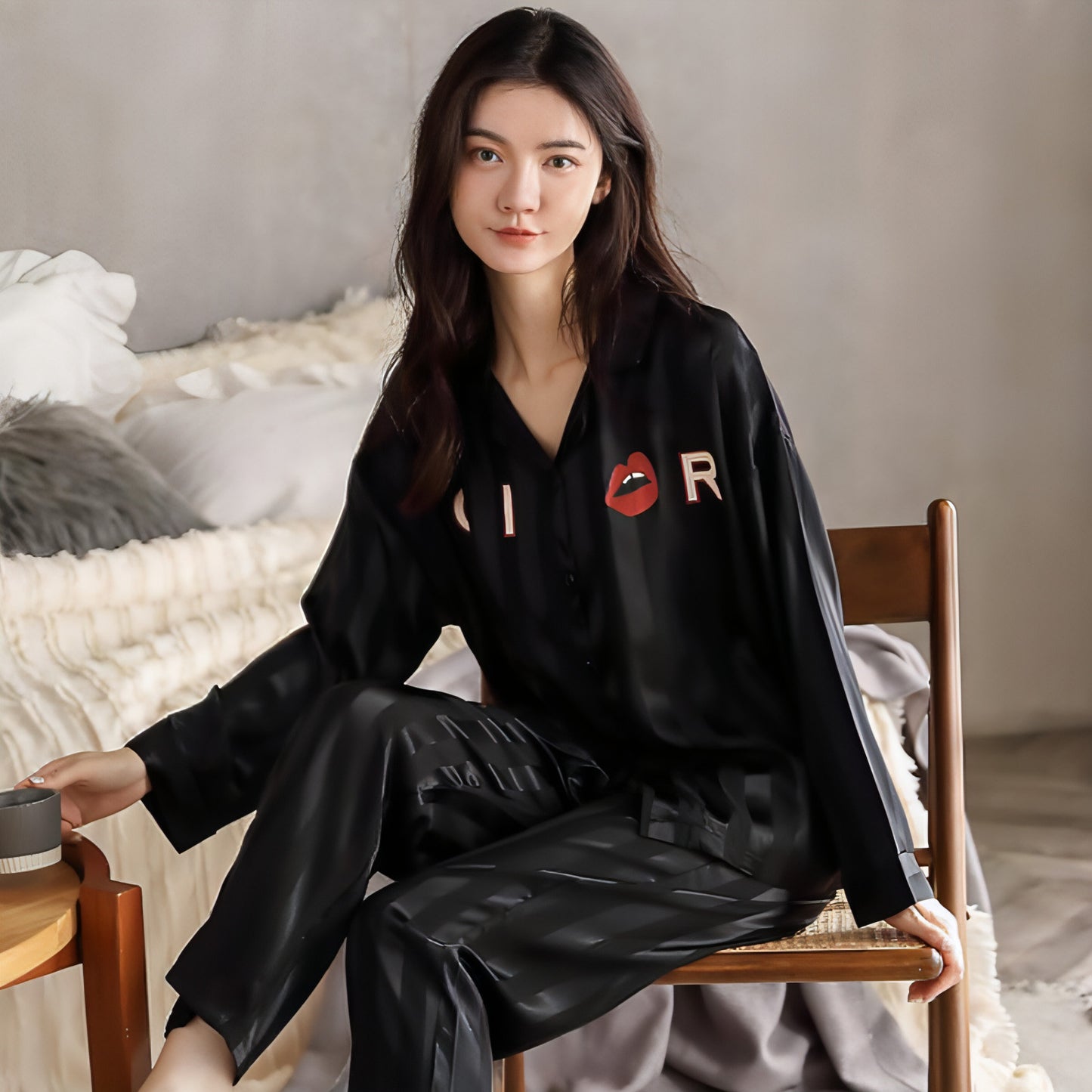 Women's Long-sleeved Ice Silk Thin Homewear Pajamas