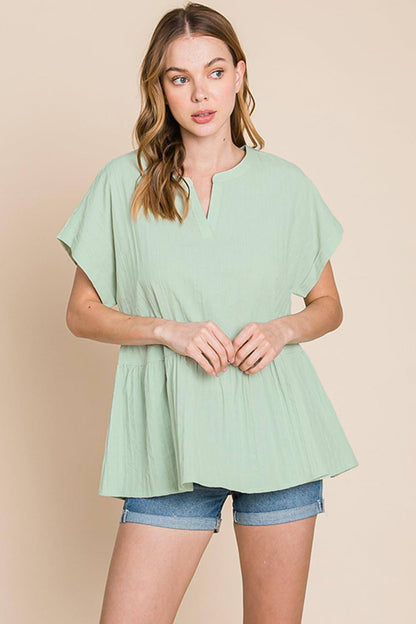 Blusa de manga corta con muescas y frunces de Cotton Bleu de Nu Lab